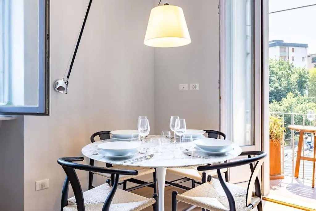 City Life-Duomo, Design Apartment With Terrace Милан