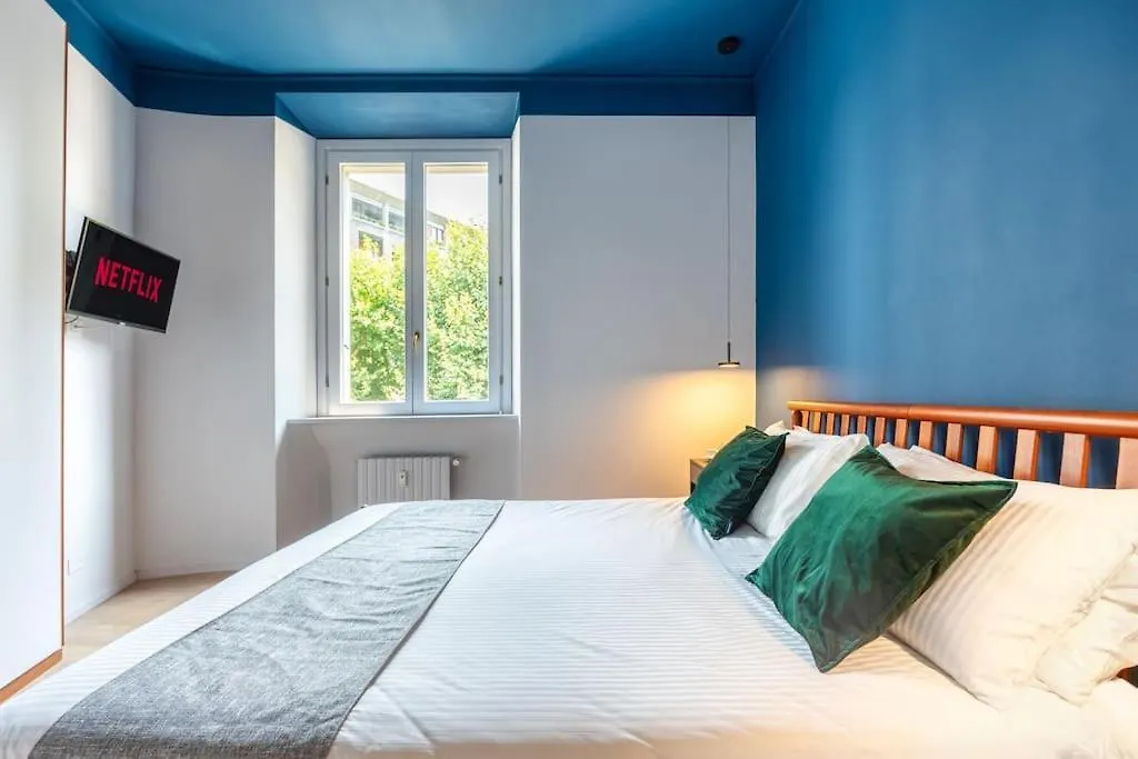 City Life-Duomo, Design Apartment With Terrace Милан